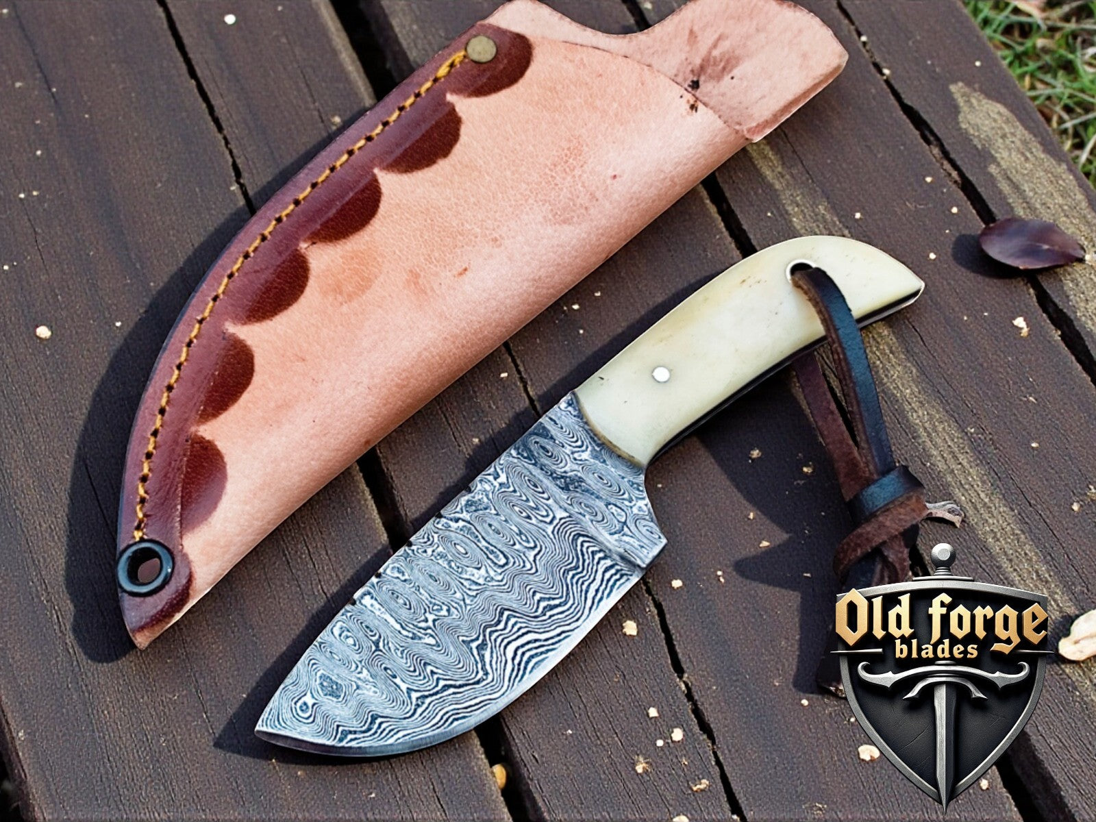 Handmade Damascus Hunting Knive with Camel Bone Handle