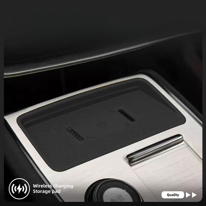 Wireless Charging Storage Pad for Volvo EX90