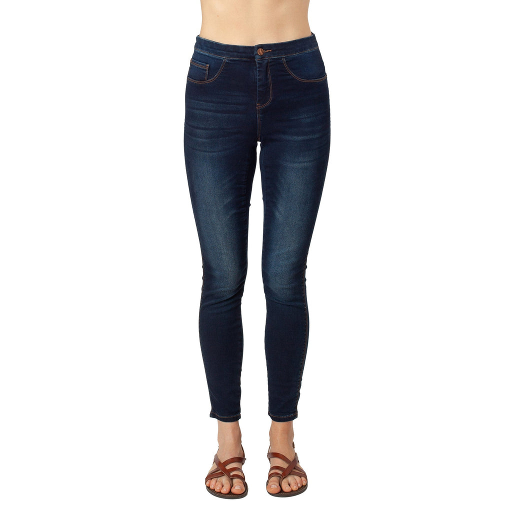 Signature Style Ankle Skinny