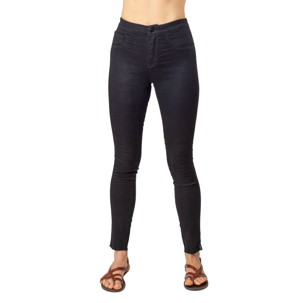 Jet Black Jeans Basic Signature Style