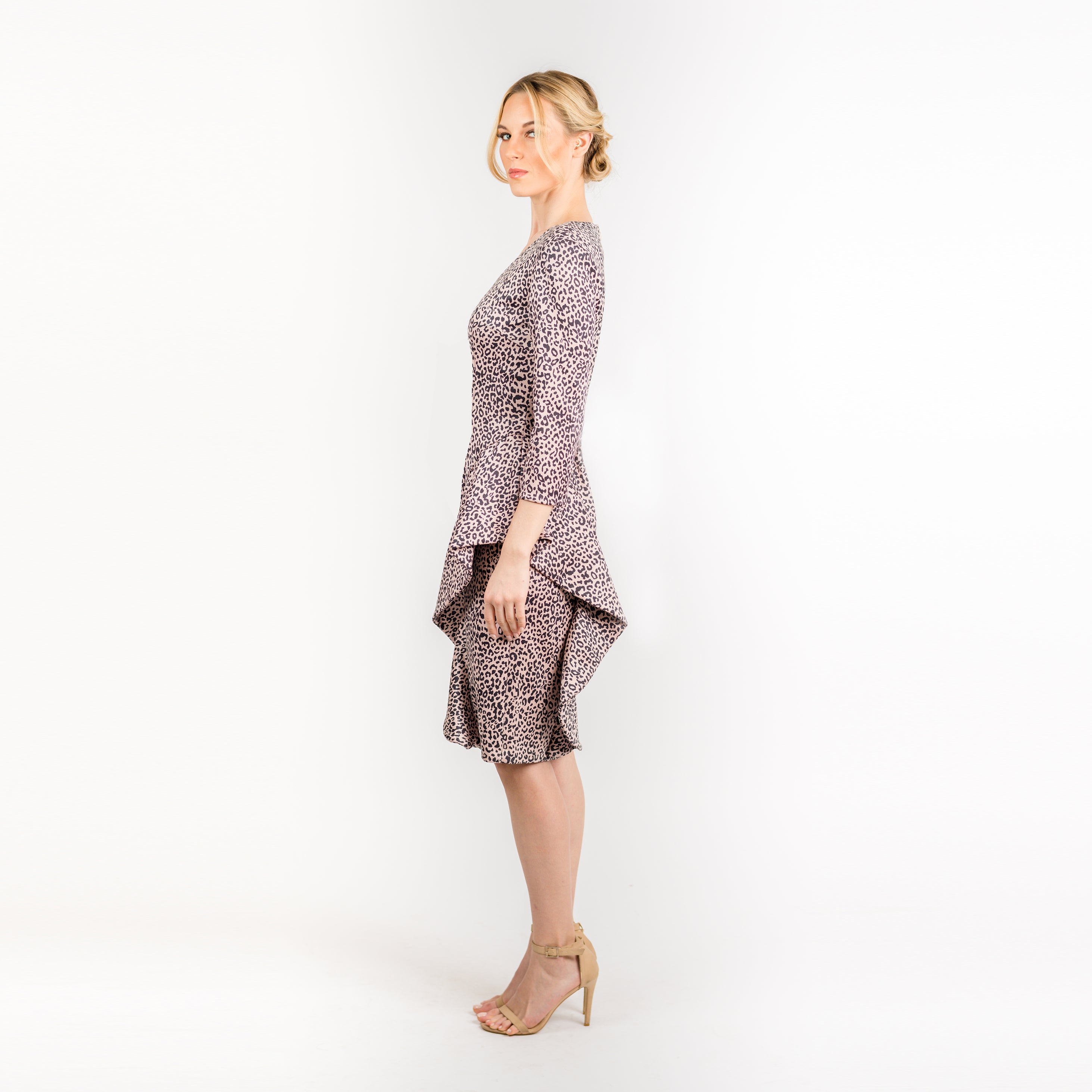 Assymmetric Flounce Sheath